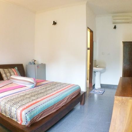 Ayu Guest House Sanur  Exterior photo